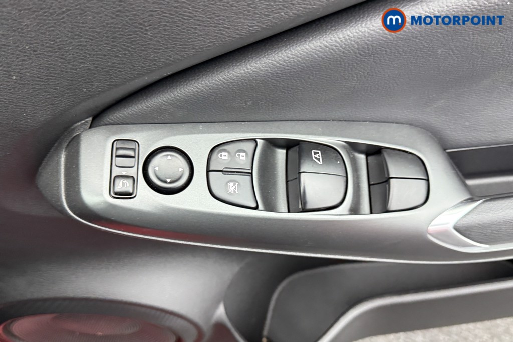 Nissan Juke Acenta Premium Automatic Petrol SUV - Stock Number (1550483) - 13th supplementary image
