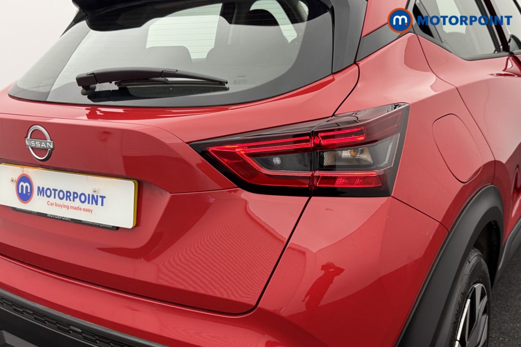 Nissan Juke Acenta Premium Automatic Petrol SUV - Stock Number (1550483) - 23rd supplementary image