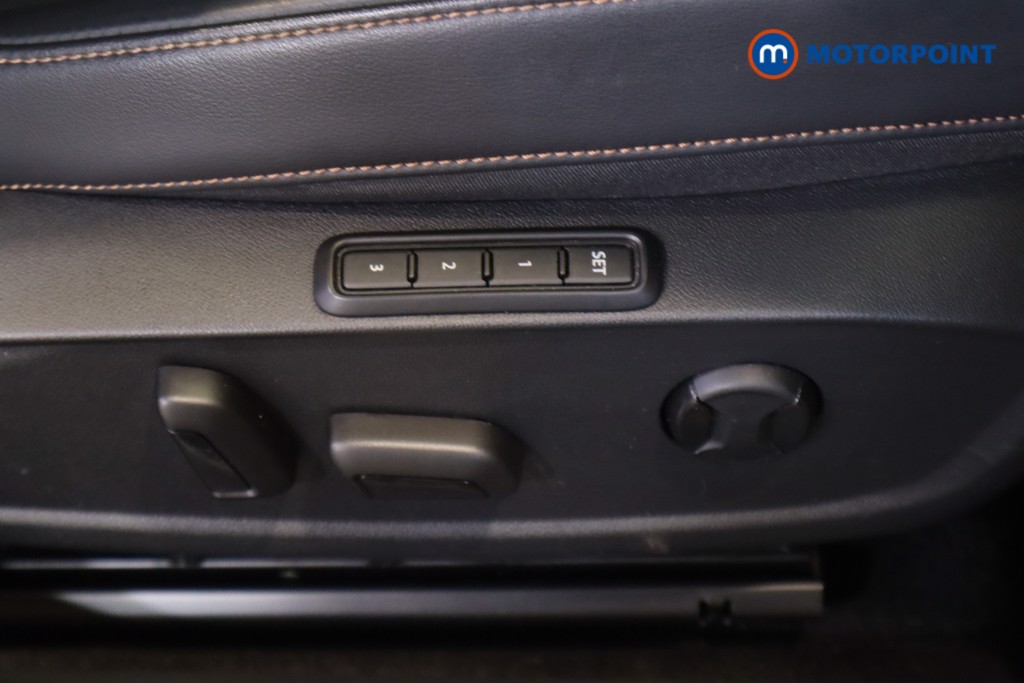 Cupra Formentor V2 Automatic Petrol Plug-In Hybrid SUV - Stock Number (1550547) - 12th supplementary image