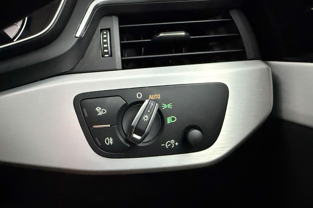 Audi A4 S Line Automatic Petrol Saloon - Stock Number (1550961) - 21st supplementary image
