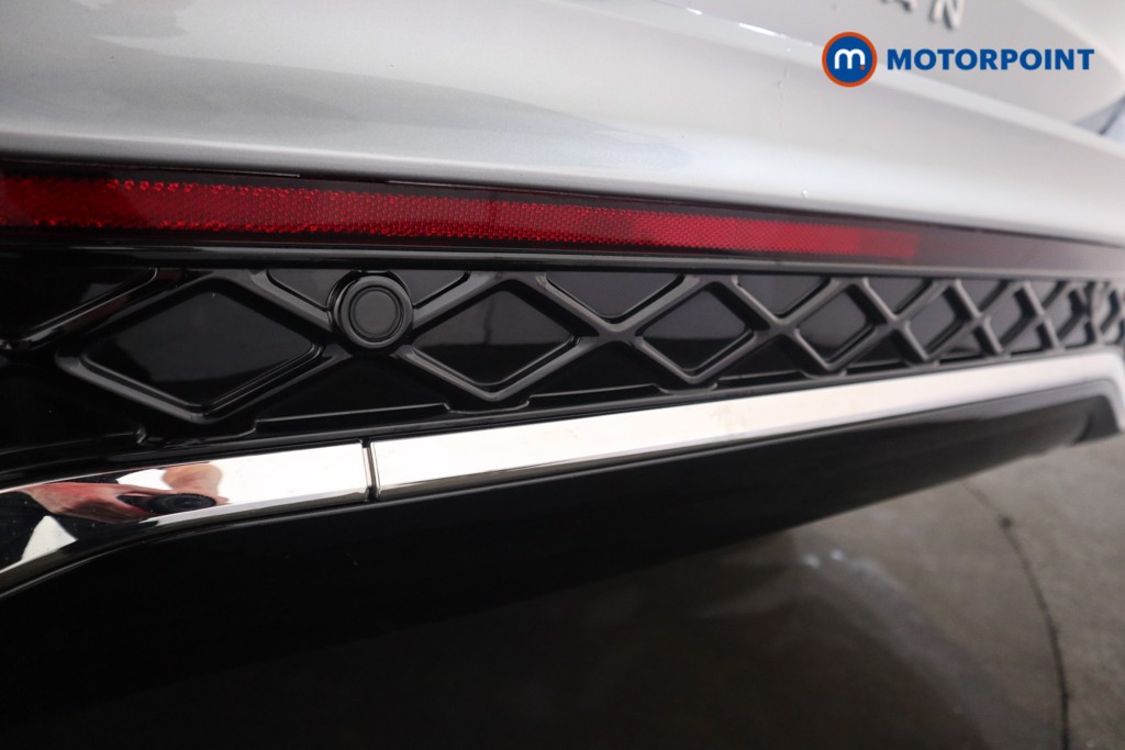 Volkswagen Tiguan R-Line Automatic Diesel SUV - Stock Number (1550974) - 20th supplementary image