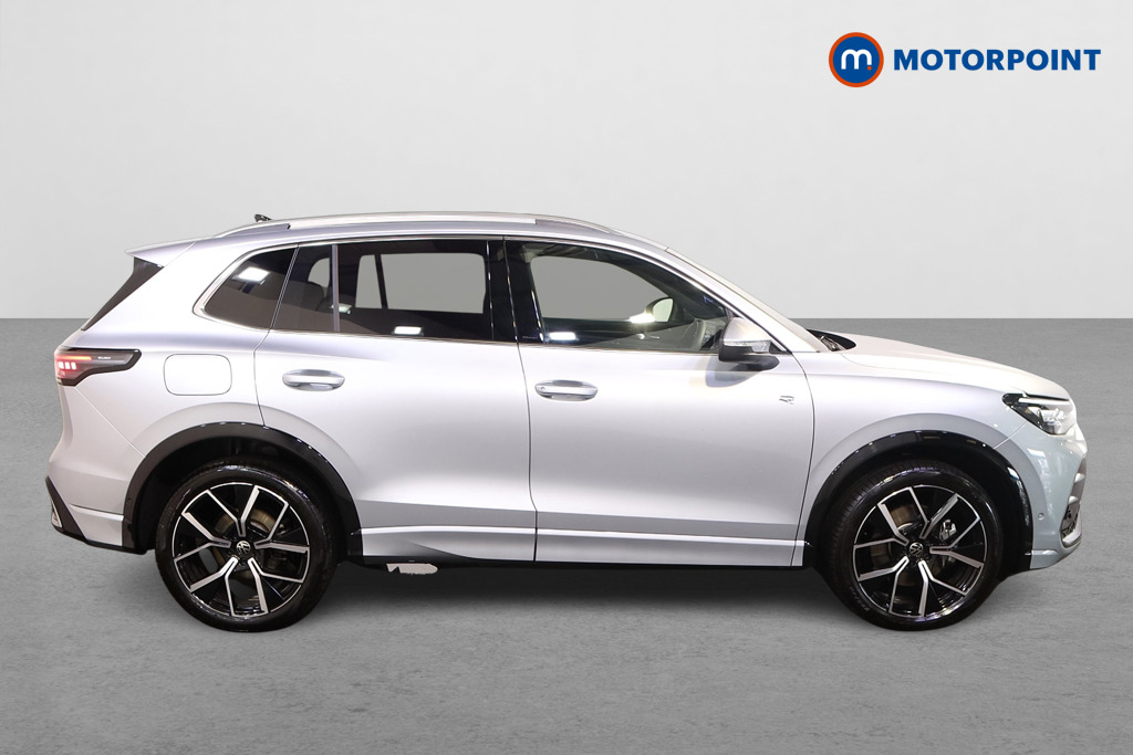 Volkswagen Tiguan R-Line Automatic Diesel SUV - Stock Number (1550974) - Drivers side