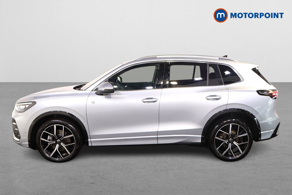 Volkswagen Tiguan R-Line Automatic Diesel SUV - Stock Number (1550974) - Passenger side