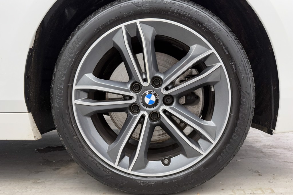 BMW 2 Series Sport Manual Petrol Saloon - Stock Number (1551013) - 35th supplementary image