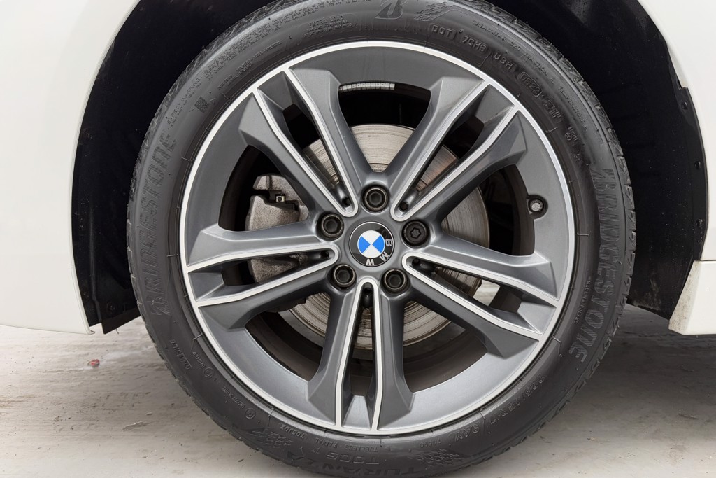 BMW 2 Series Sport Manual Petrol Saloon - Stock Number (1551013) - 38th supplementary image