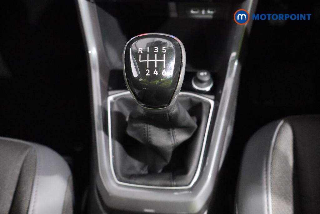 Volkswagen T-Cross SEL Manual Petrol SUV - Stock Number (1551846) - 4th supplementary image