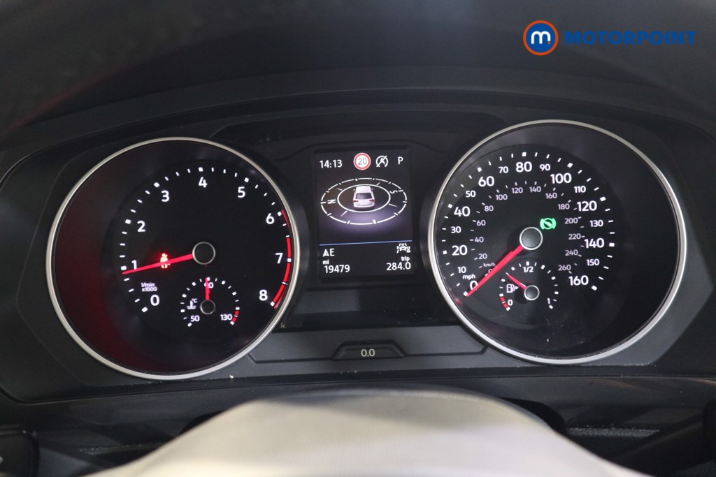 Volkswagen Tiguan Life Automatic Petrol SUV - Stock Number (1551983) - 5th supplementary image
