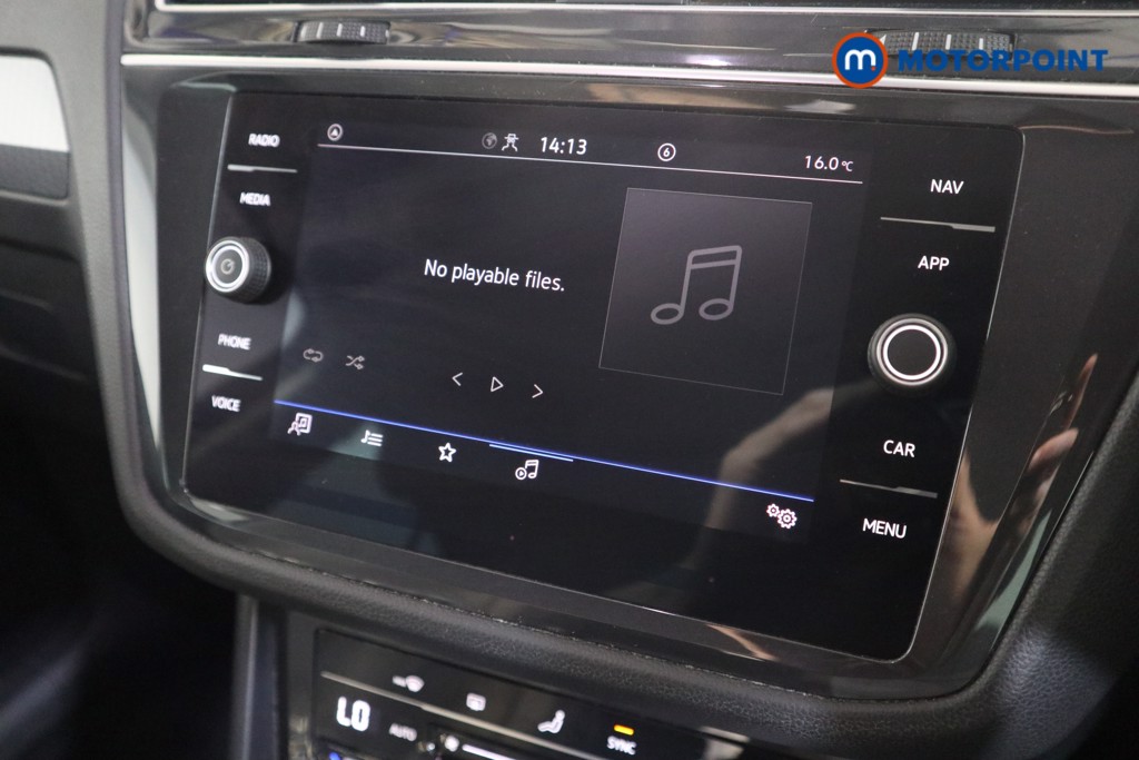 Volkswagen Tiguan Life Automatic Petrol SUV - Stock Number (1551983) - 6th supplementary image