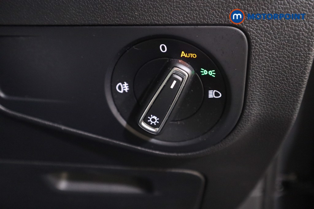 Volkswagen Tiguan Life Automatic Petrol SUV - Stock Number (1551983) - 9th supplementary image