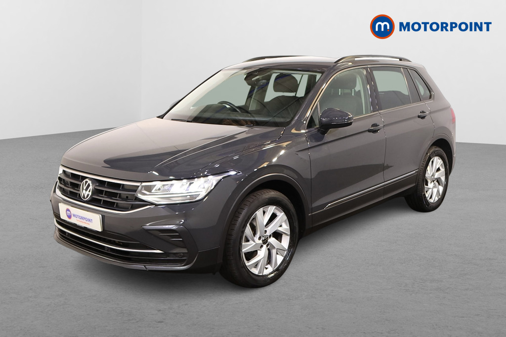 Volkswagen Tiguan Life Automatic Petrol SUV - Stock Number (1551983) - Passenger side front corner