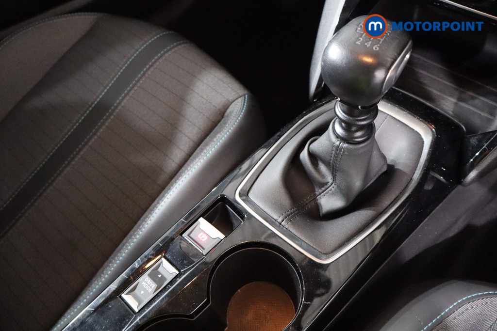 Peugeot 208 Allure Premium Manual Petrol Hatchback - Stock Number (1551990) - 16th supplementary image