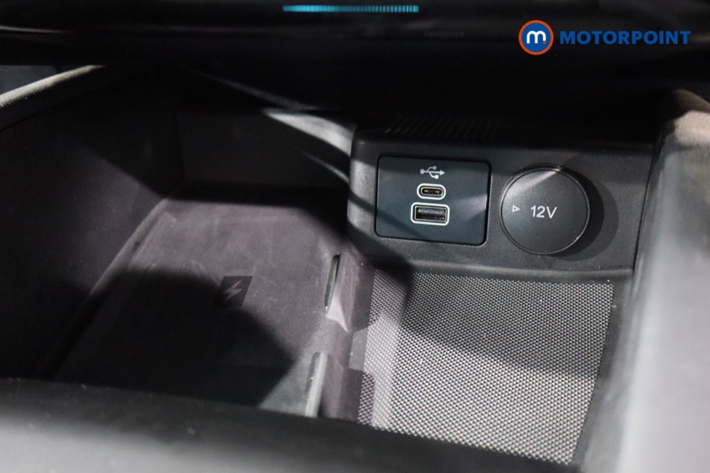 Ford Kuga St-Line Automatic Petrol Plug-In Hybrid SUV - Stock Number (1552001) - 18th supplementary image
