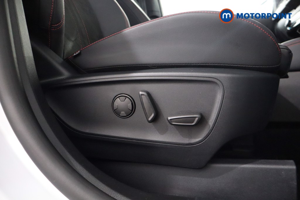 Ford Kuga St-Line Automatic Petrol Plug-In Hybrid SUV - Stock Number (1552001) - 24th supplementary image