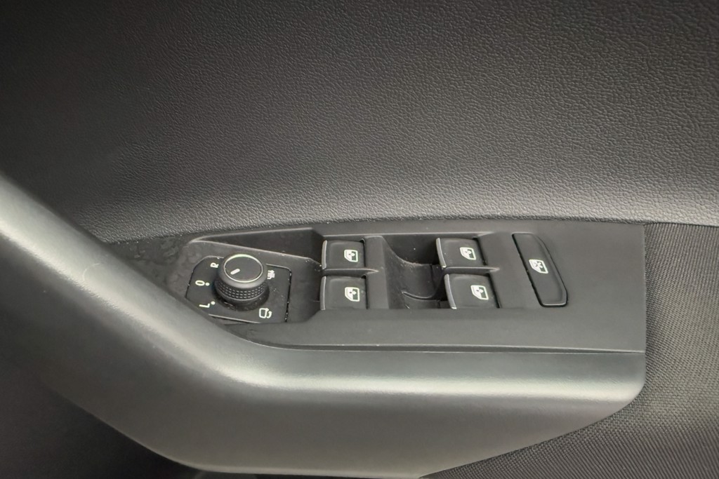 Volkswagen Polo Style Manual Petrol Hatchback - Stock Number (1552046) - 16th supplementary image