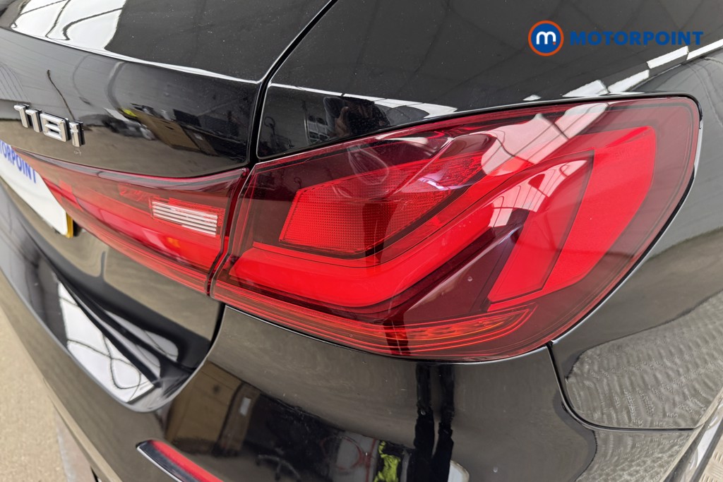 BMW 1 Series SE Manual Petrol Hatchback - Stock Number (1552128) - 17th supplementary image
