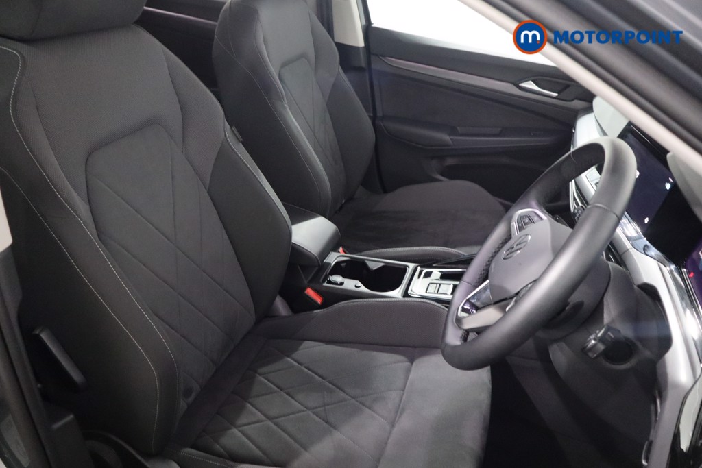 Volkswagen Golf Style Automatic Petrol Hatchback - Stock Number (1552356) - 13th supplementary image