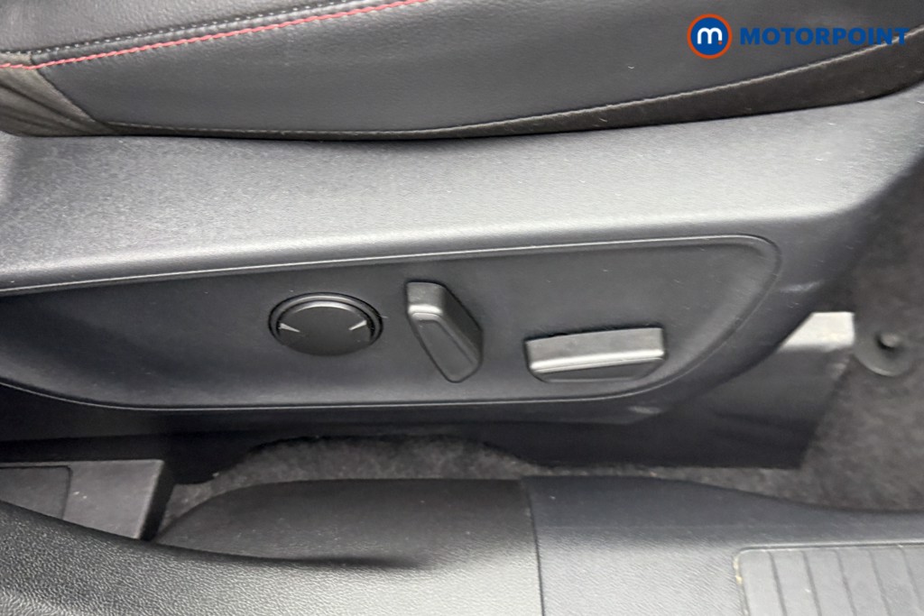 Ford Kuga Graphite Tech Edition Automatic Petrol-Electric Hybrid SUV - Stock Number (1552397) - 19th supplementary image