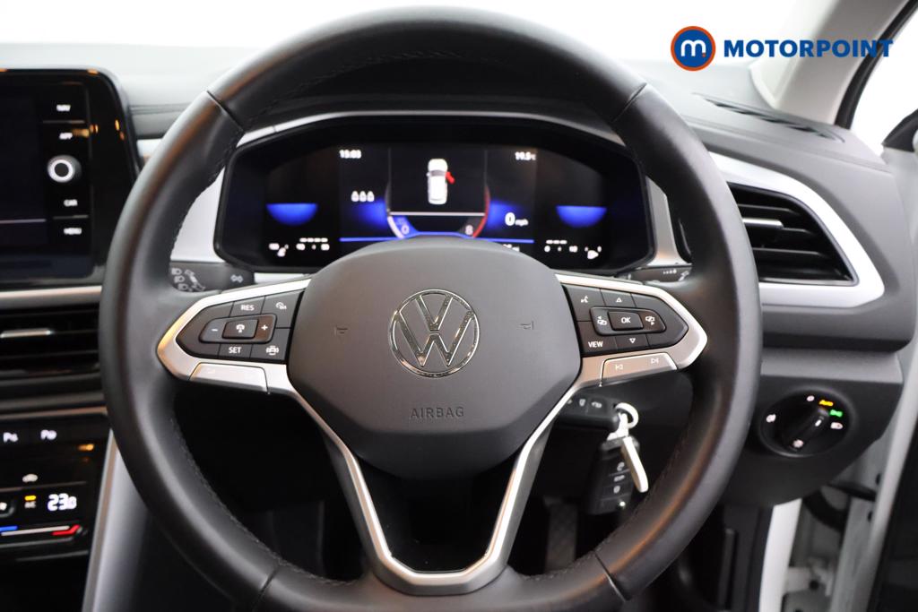 Volkswagen T-Roc Life Manual Petrol SUV - Stock Number (1552605) - 1st supplementary image