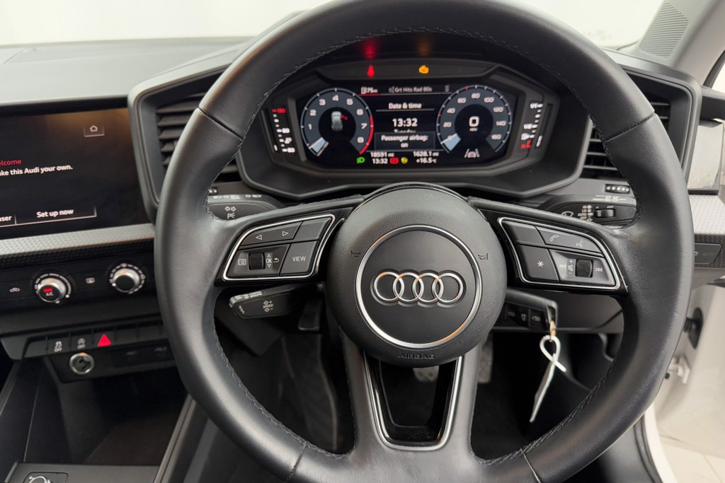 Audi A1 Technik Manual Petrol Hatchback - Stock Number (1552840) - 3rd supplementary image