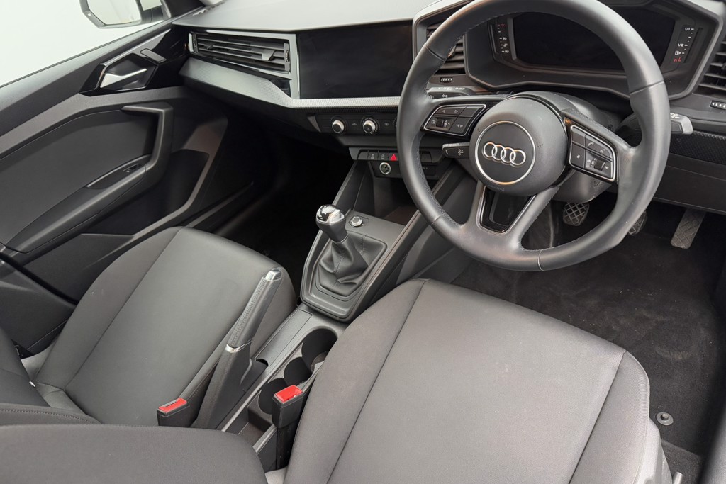 Audi A1 Technik Manual Petrol Hatchback - Stock Number (1552840) - 1st supplementary image