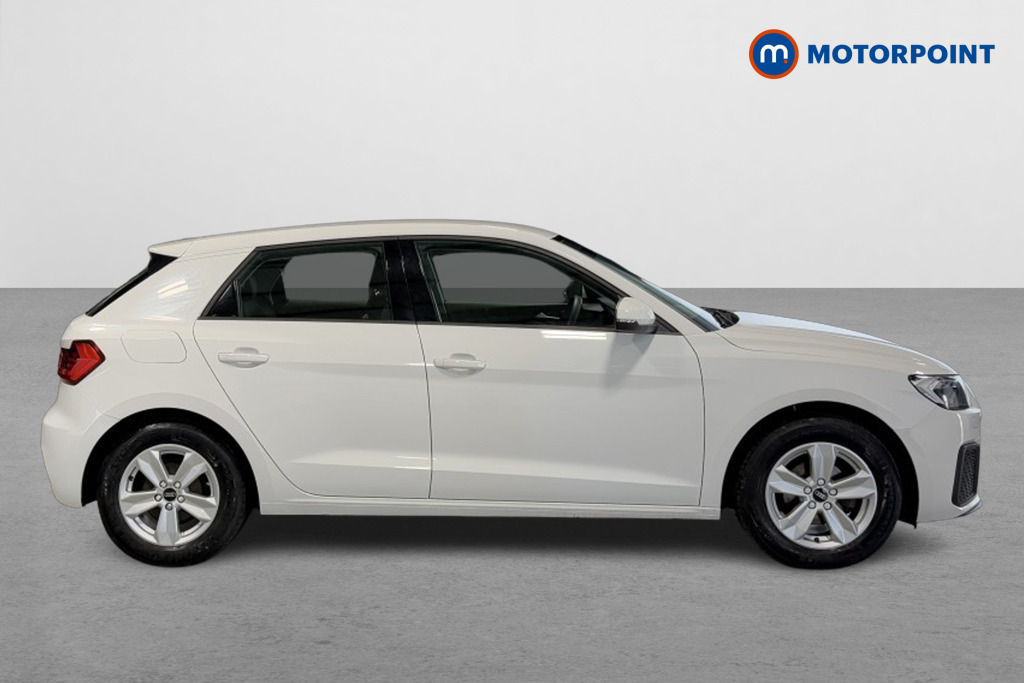 Audi A1 Technik Manual Petrol Hatchback - Stock Number (1552840) - Drivers side