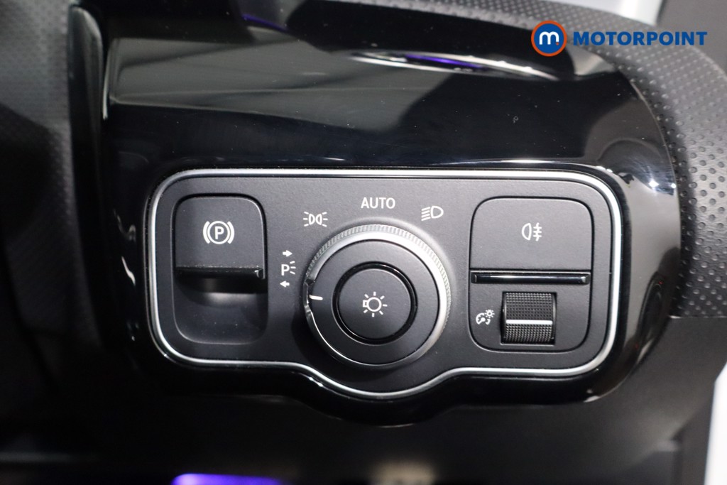 Mercedes-Benz CLA Amg Line Automatic Diesel Coupe - Stock Number (1552861) - 20th supplementary image