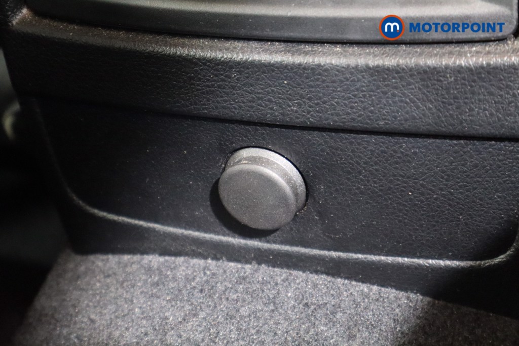 BMW 1 Series M Sport Shadow Edition Automatic Petrol Hatchback - Stock Number (1552863) - 13th supplementary image