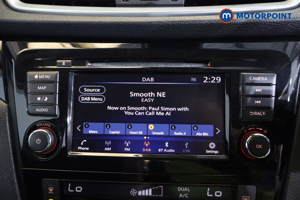 Nissan Qashqai Acenta Premium Manual Diesel SUV - Stock Number (1524816) - 4th supplementary image