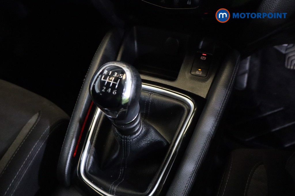 Nissan Qashqai Acenta Premium Manual Diesel SUV - Stock Number (1524816) - 7th supplementary image