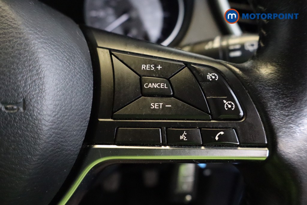 Nissan Qashqai Acenta Premium Manual Diesel SUV - Stock Number (1524816) - 9th supplementary image
