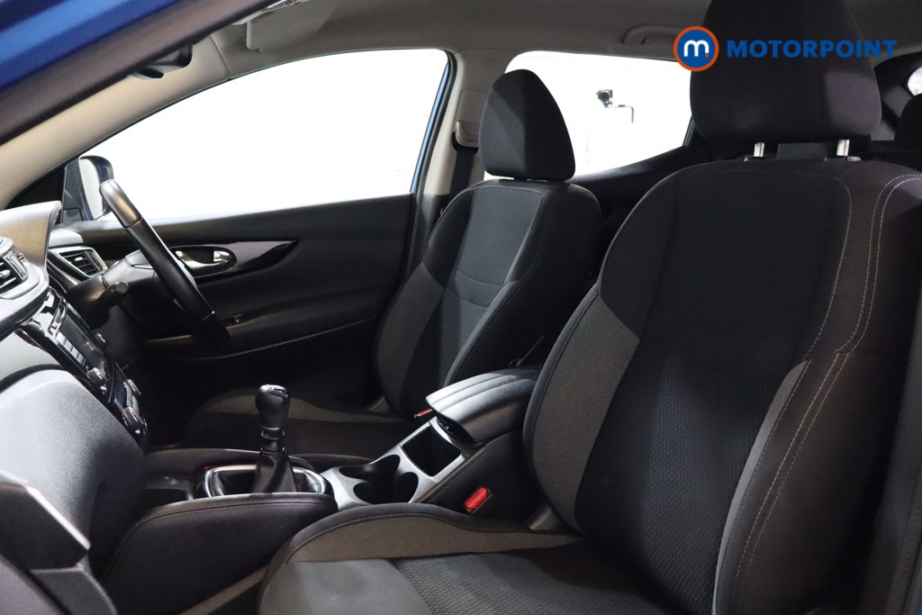 Nissan Qashqai Acenta Premium Manual Diesel SUV - Stock Number (1524816) - 14th supplementary image