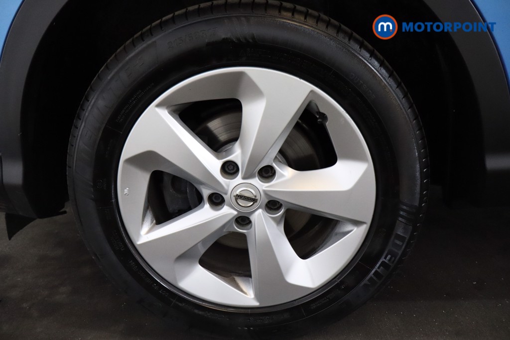 Nissan Qashqai Acenta Premium Manual Diesel SUV - Stock Number (1524816) - 21st supplementary image
