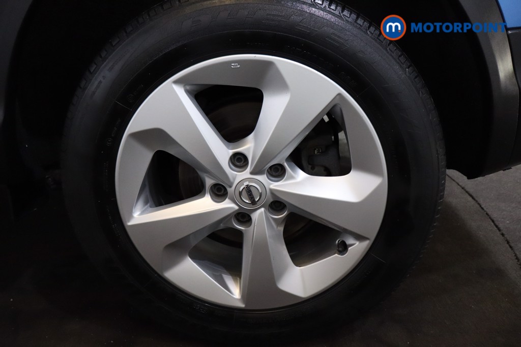 Nissan Qashqai Acenta Premium Manual Diesel SUV - Stock Number (1524816) - 22nd supplementary image