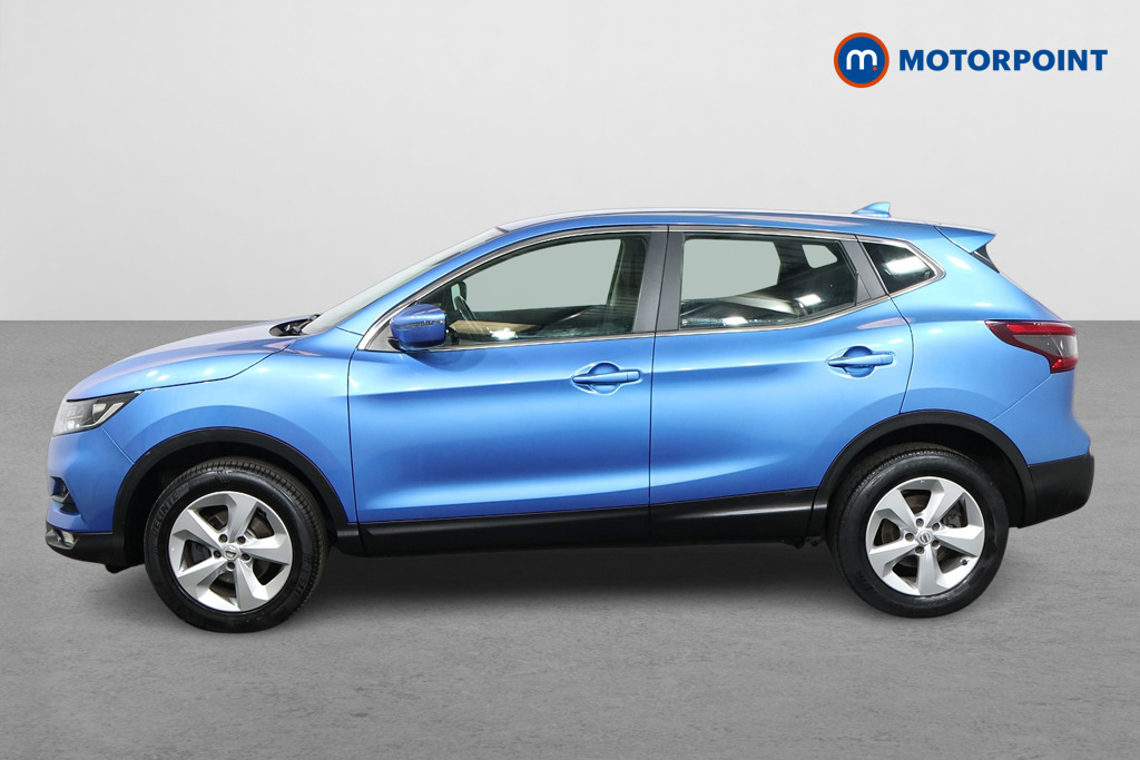 Nissan Qashqai Acenta Premium Manual Diesel SUV - Stock Number (1524816) - Passenger side