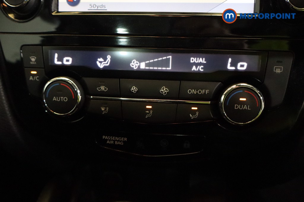 Nissan Qashqai N-Connecta Automatic Petrol SUV - Stock Number (1525081) - 5th supplementary image
