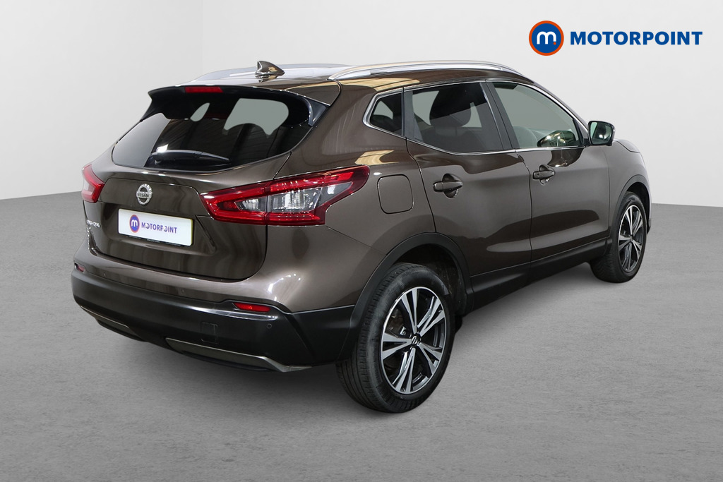 Nissan Qashqai N-Connecta Automatic Petrol SUV - Stock Number (1525081) - Drivers side rear corner