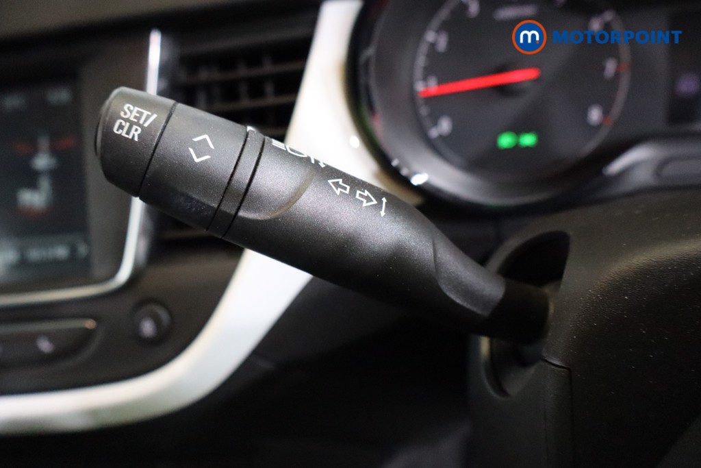 Vauxhall Crossland X Griffin Manual Diesel SUV - Stock Number (1532654) - 9th supplementary image