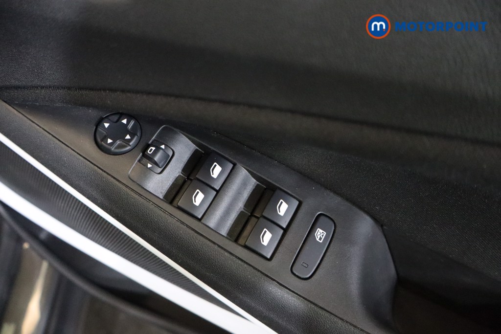 Vauxhall Crossland X Griffin Manual Diesel SUV - Stock Number (1532654) - 12th supplementary image
