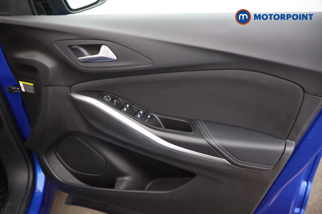 Vauxhall Grandland X SE Manual Petrol SUV - Stock Number (1535808) - 9th supplementary image