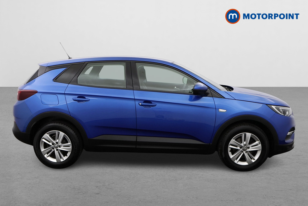 Vauxhall Grandland X SE Manual Petrol SUV - Stock Number (1535808) - Drivers side