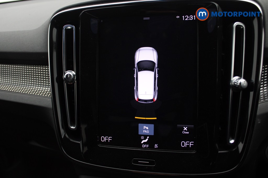 Volvo Xc40 R Design Manual Petrol SUV - Stock Number (1535883) - 9th supplementary image