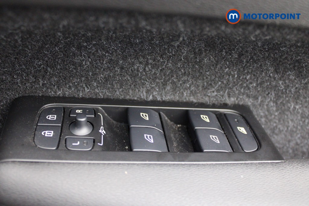 Volvo Xc40 R Design Manual Petrol SUV - Stock Number (1535883) - 15th supplementary image