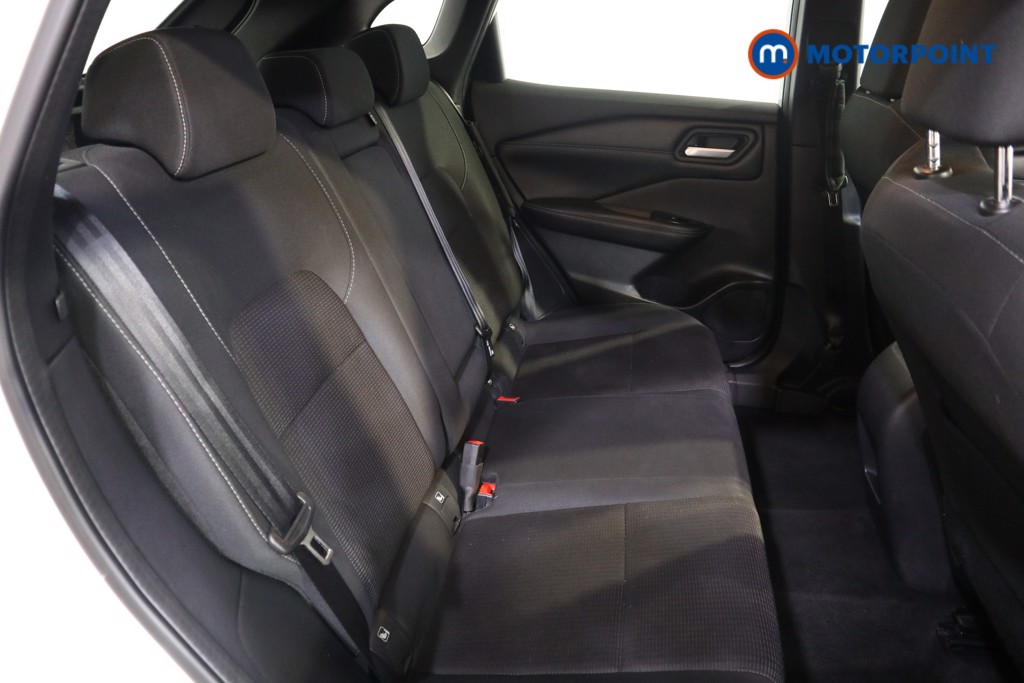 Nissan Qashqai Acenta Premium Manual Petrol SUV - Stock Number (1535909) - 12th supplementary image