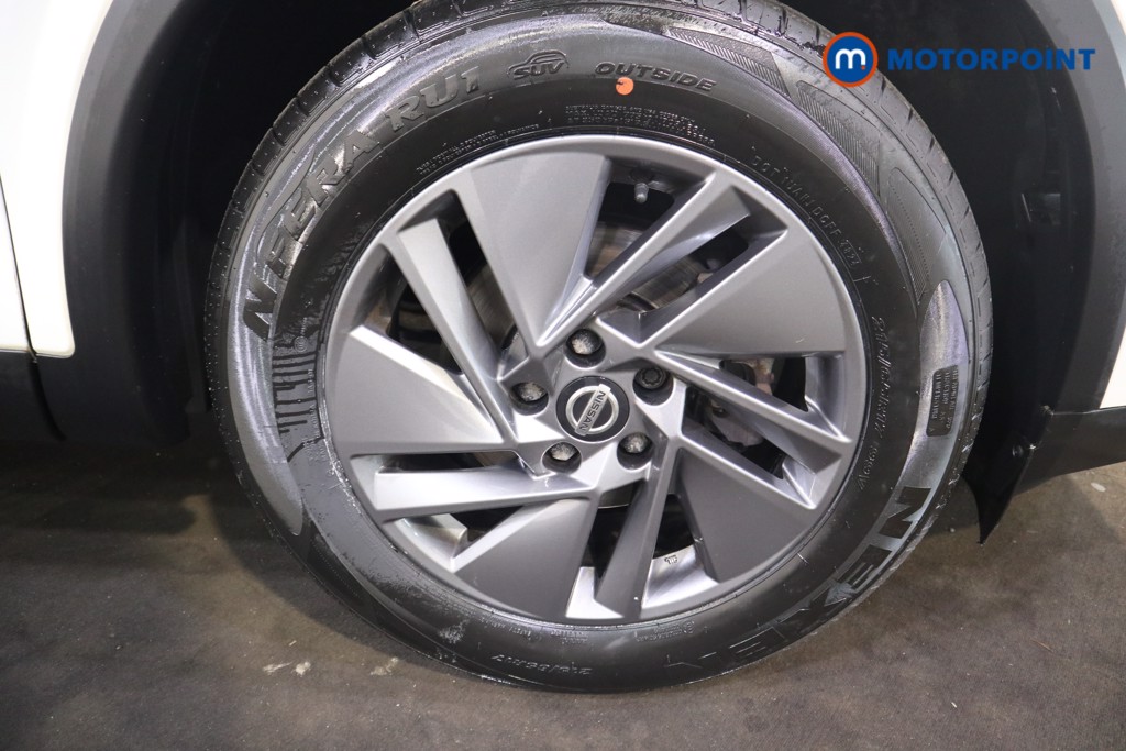 Nissan Qashqai Acenta Premium Manual Petrol SUV - Stock Number (1535909) - 15th supplementary image