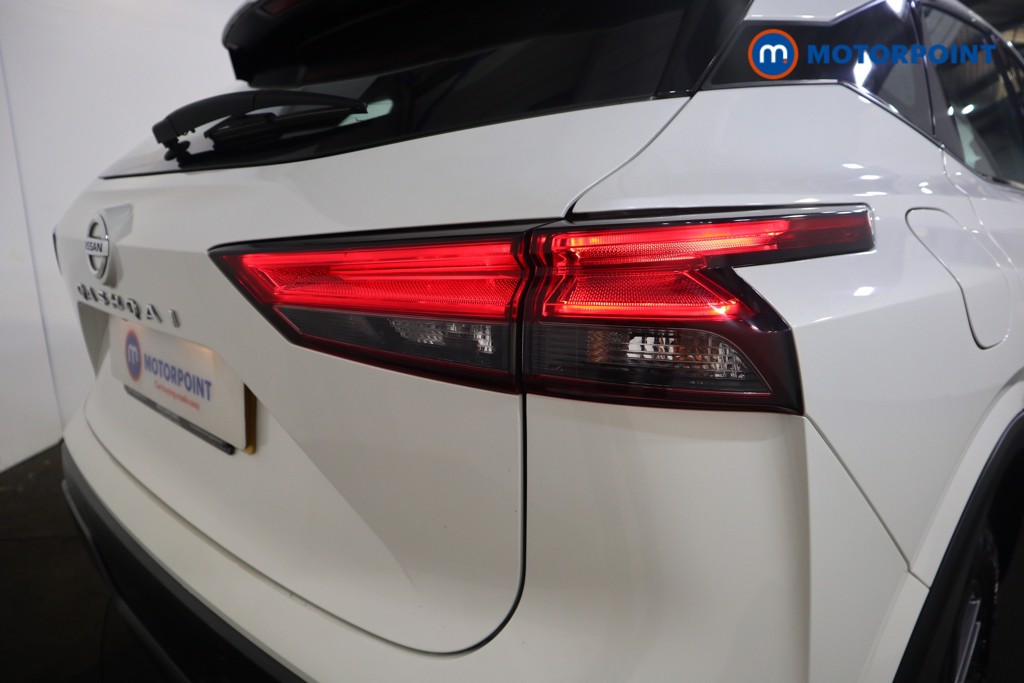 Nissan Qashqai Acenta Premium Manual Petrol SUV - Stock Number (1535909) - 21st supplementary image