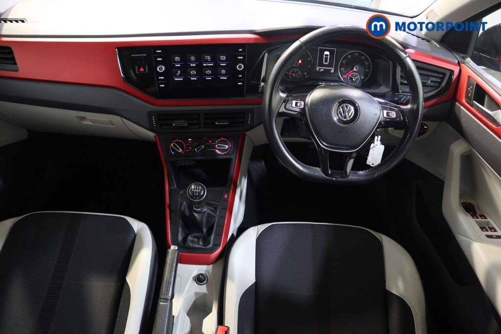 Volkswagen Polo Beats Manual Petrol Hatchback - Stock Number (1538861) - 1st supplementary image