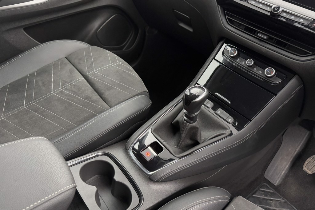 Vauxhall Grandland Ultimate Manual Petrol SUV - Stock Number (1539542) - 13th supplementary image