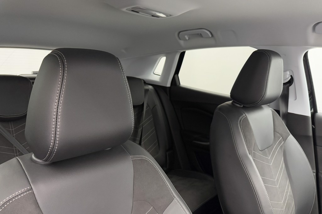 Vauxhall Grandland Ultimate Manual Petrol SUV - Stock Number (1539542) - 18th supplementary image