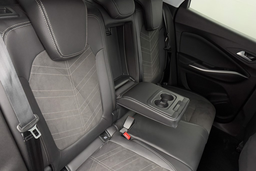 Vauxhall Grandland Ultimate Manual Petrol SUV - Stock Number (1539542) - 20th supplementary image