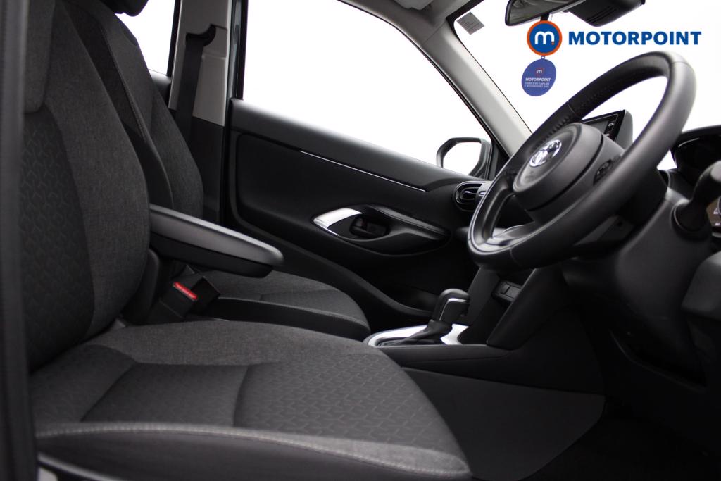 Toyota Yaris Cross Icon Automatic Petrol-Electric Hybrid Estate - Stock Number (1540250) - 7th supplementary image